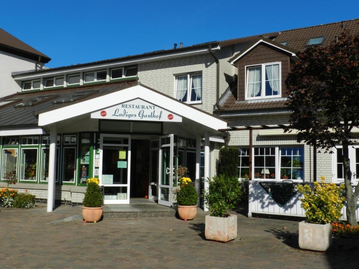 Ladiges Gasthof Holm  Exterior photo